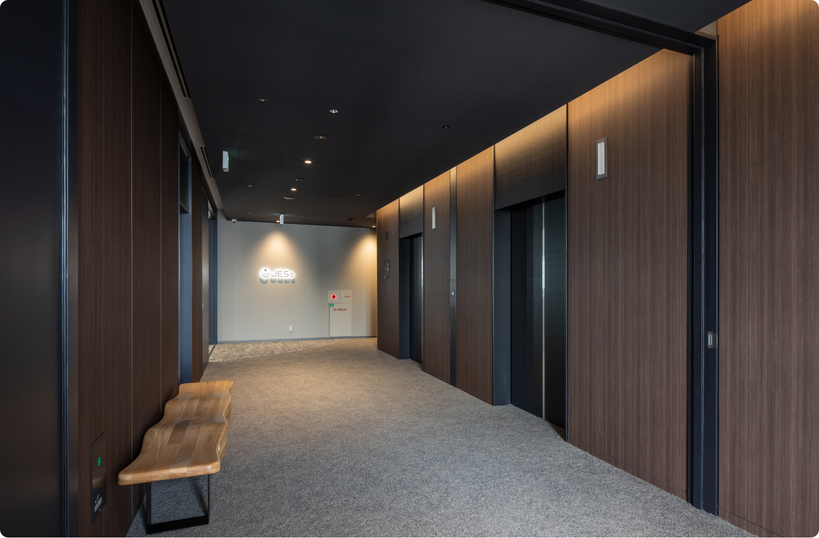 オフィスエントランス